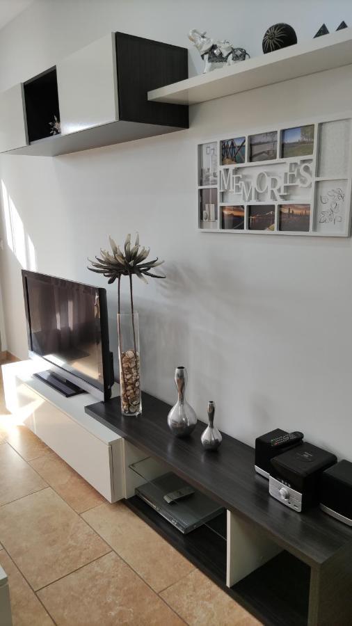 Somnis Del Delta Apartment Deltebre Exterior photo