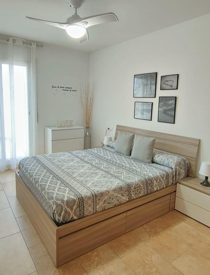 Somnis Del Delta Apartment Deltebre Exterior photo